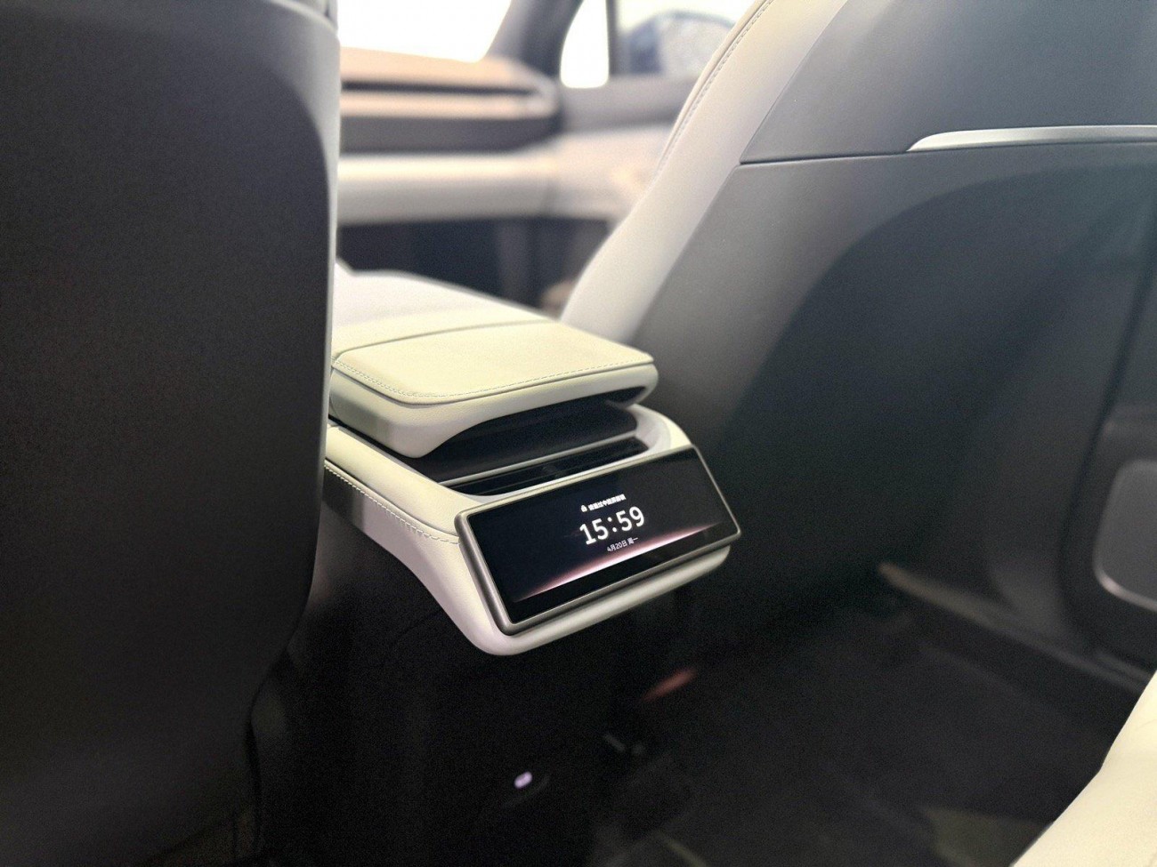 NIO ES6 2025