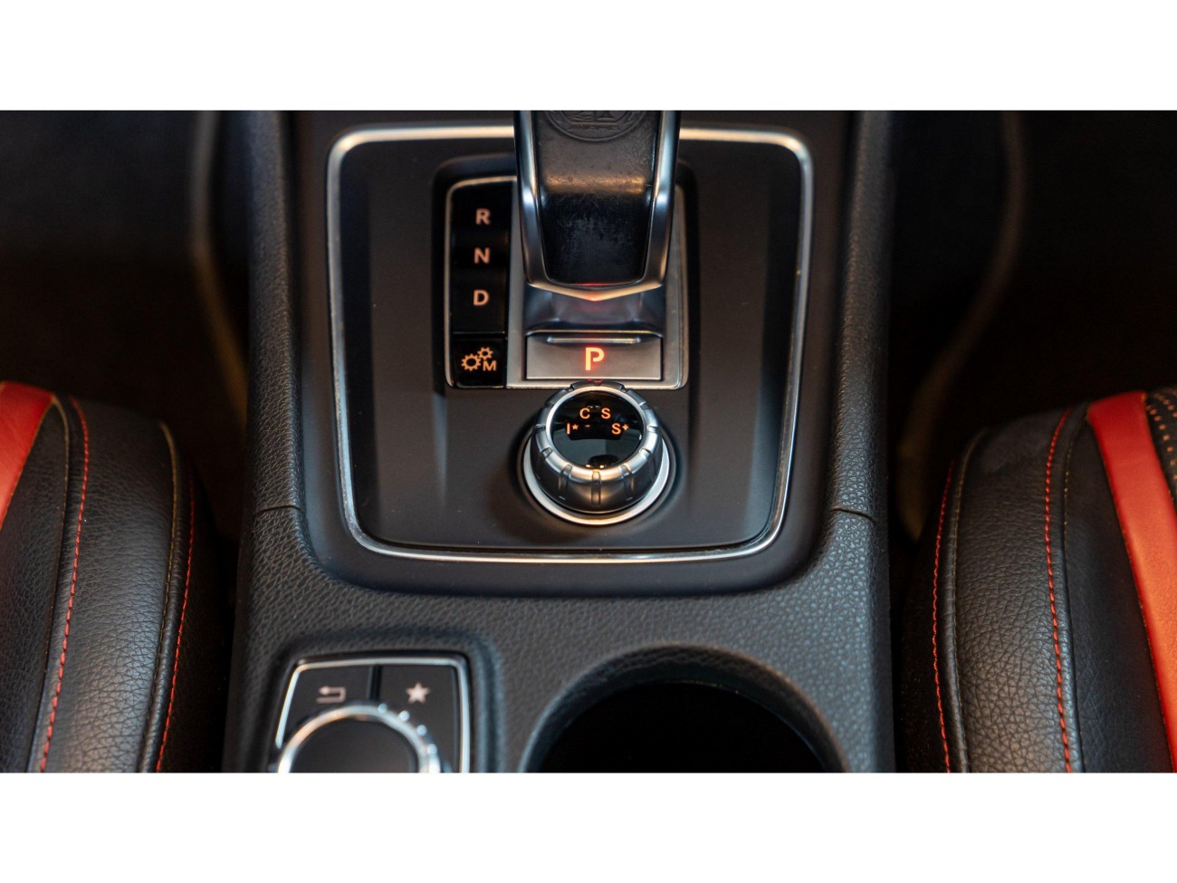 Mercedes-Benz GLA45 4MATIC 2016