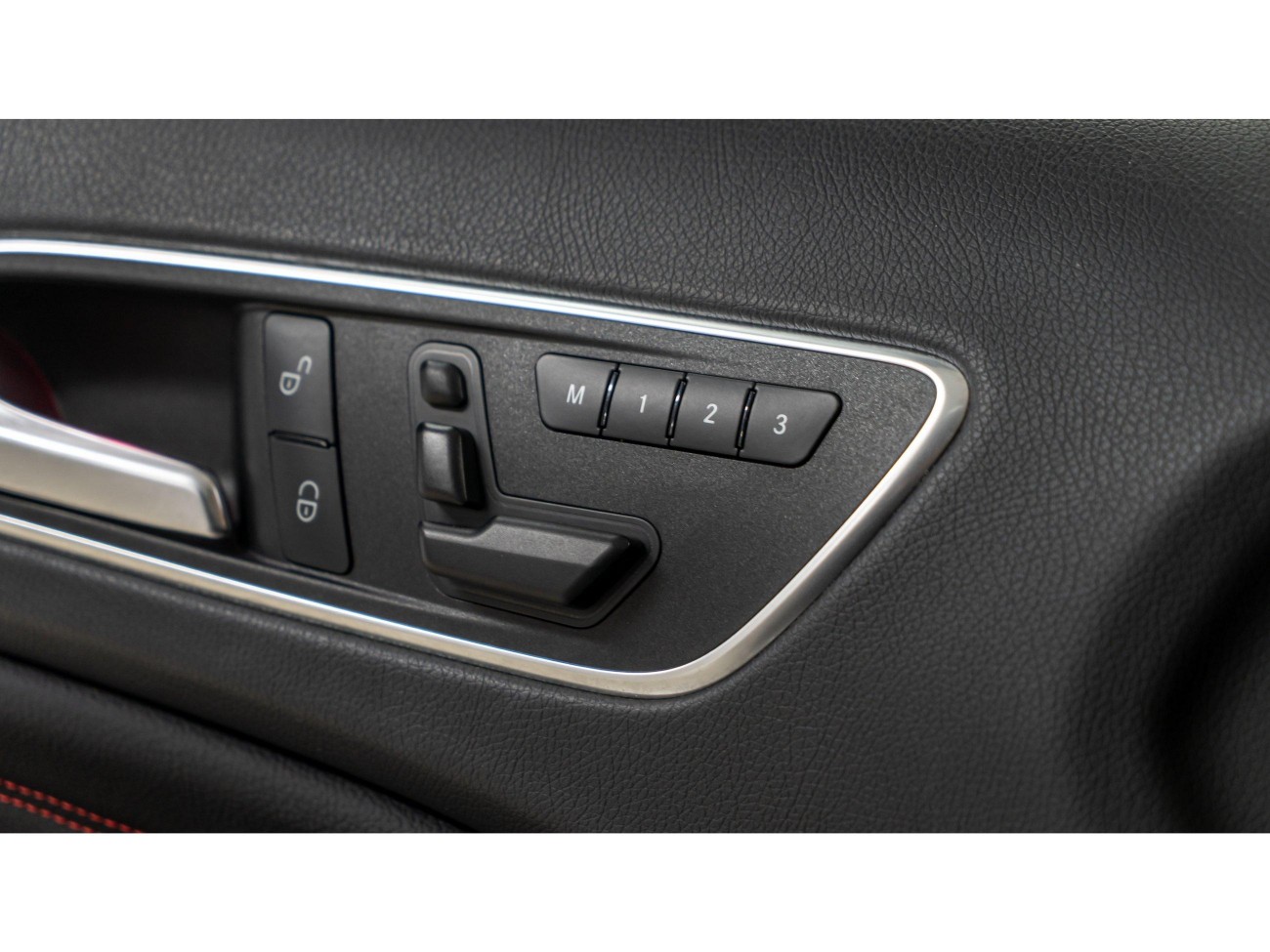 Mercedes-Benz GLA45 4MATIC 2016