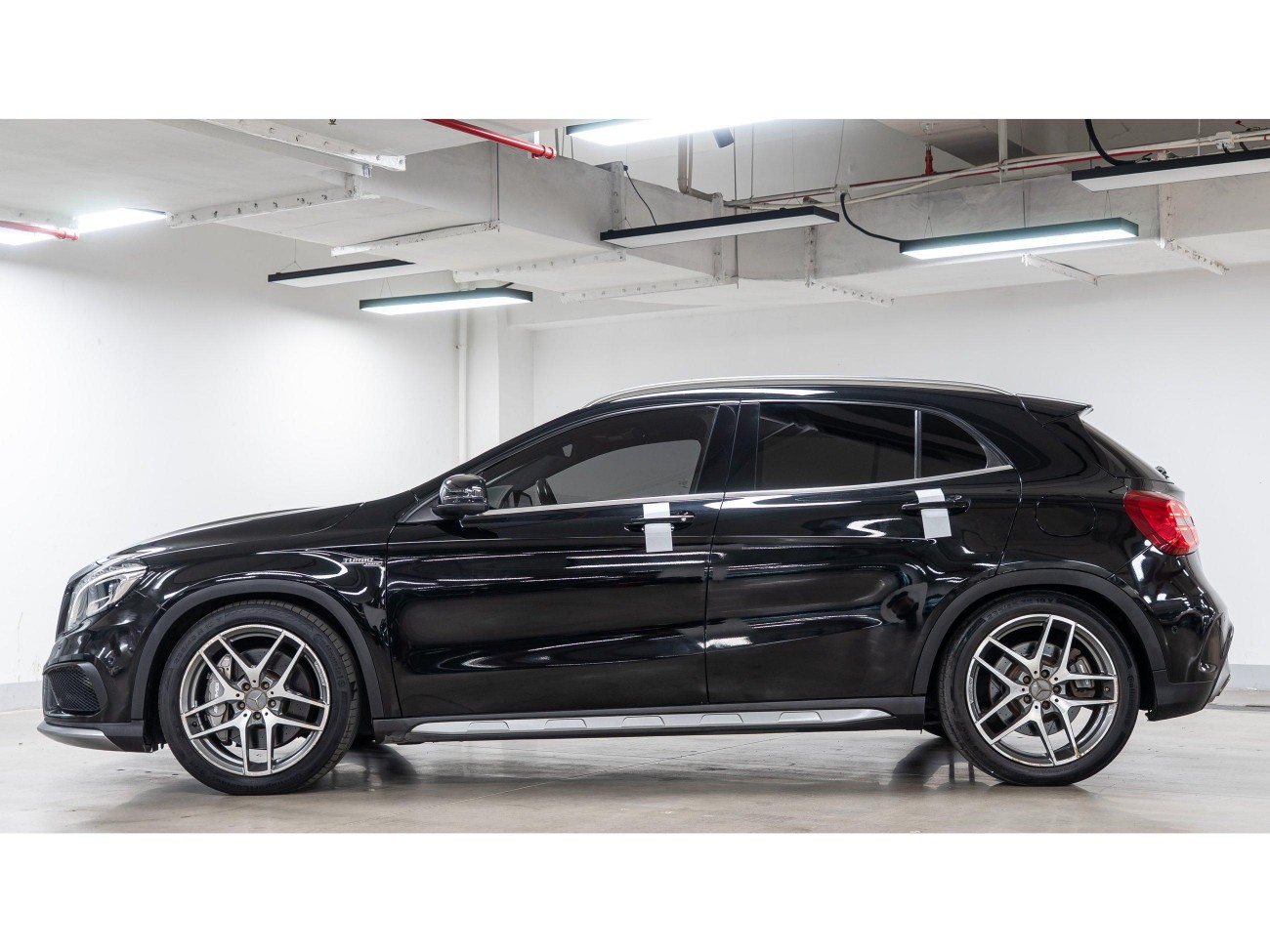 Mercedes-Benz GLA45 4MATIC 2016