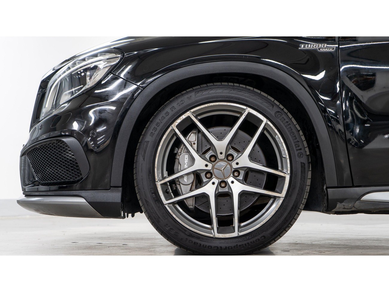 Mercedes-Benz GLA45 4MATIC 2016