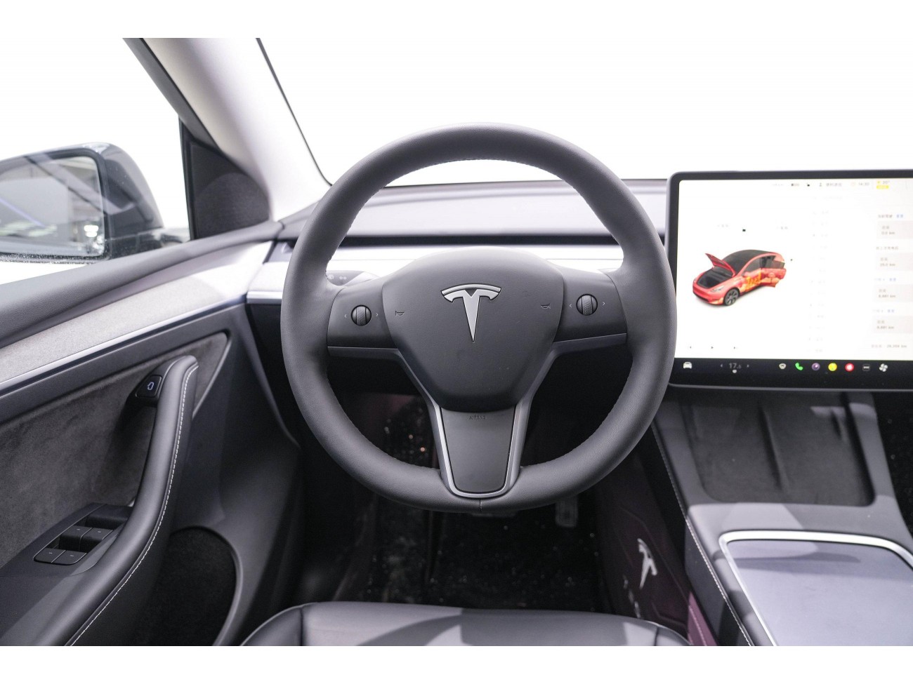 Tesla Model Y 2025