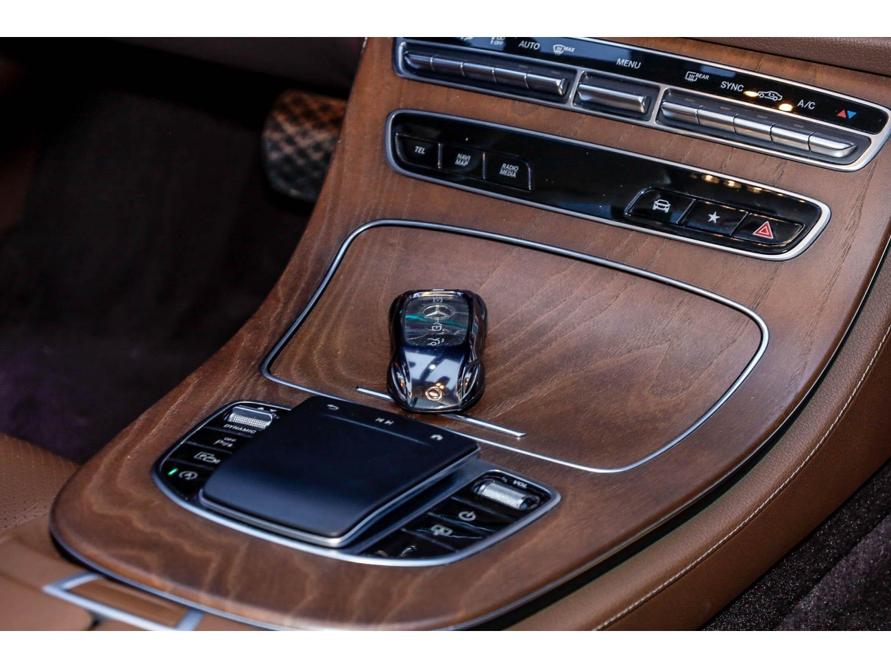 Mercedes-Benz E 300 L 2021