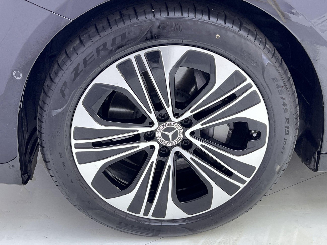 Mercedes-Benz E 300 L 2024