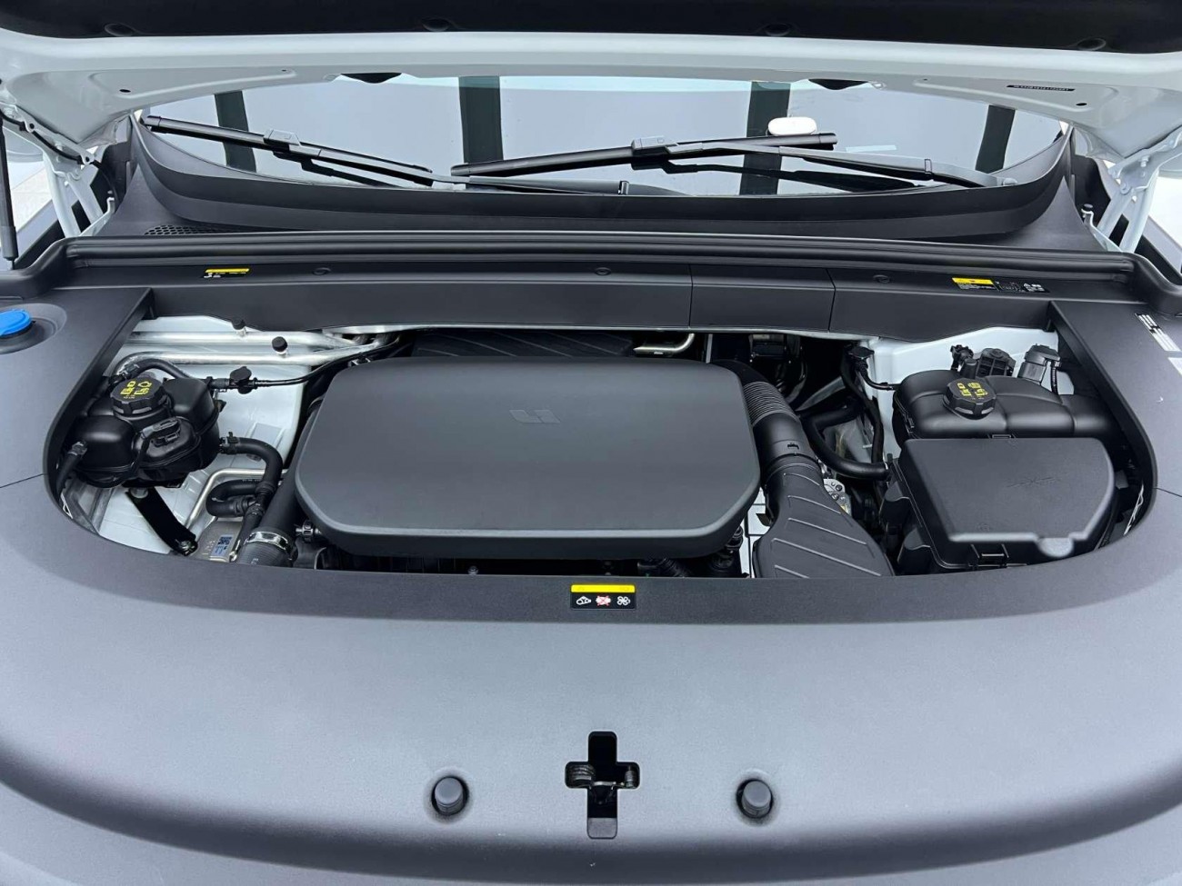 Li Auto L6 2025