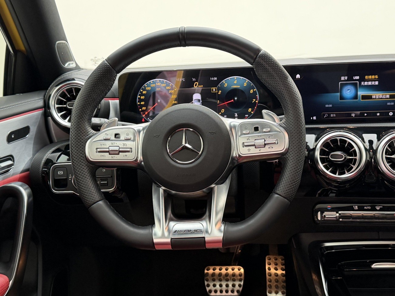 Mercedes-Benz A 35 4MATIC 2021