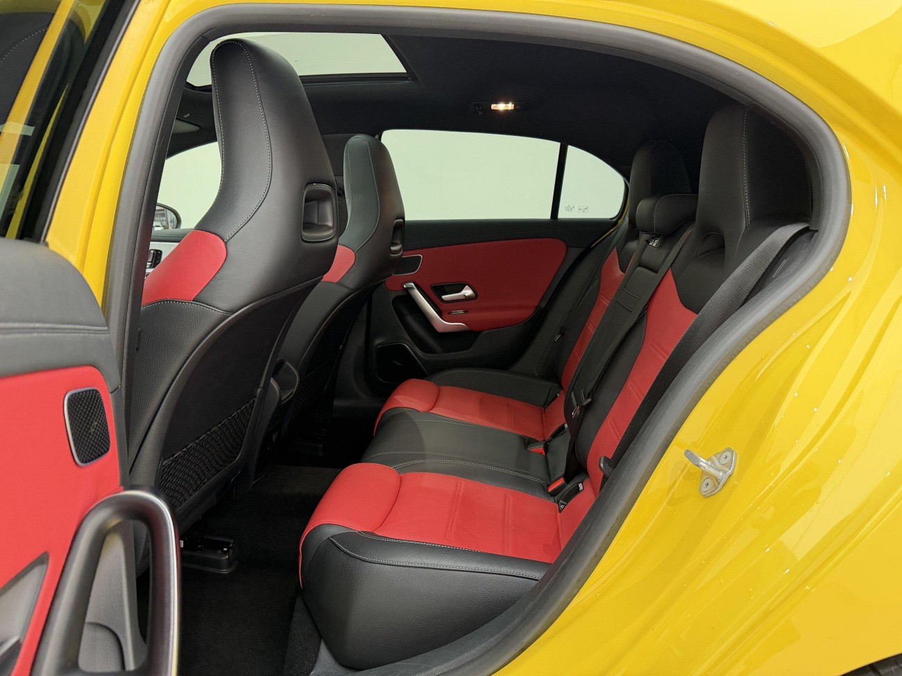 Mercedes-Benz A 35 4MATIC 2021