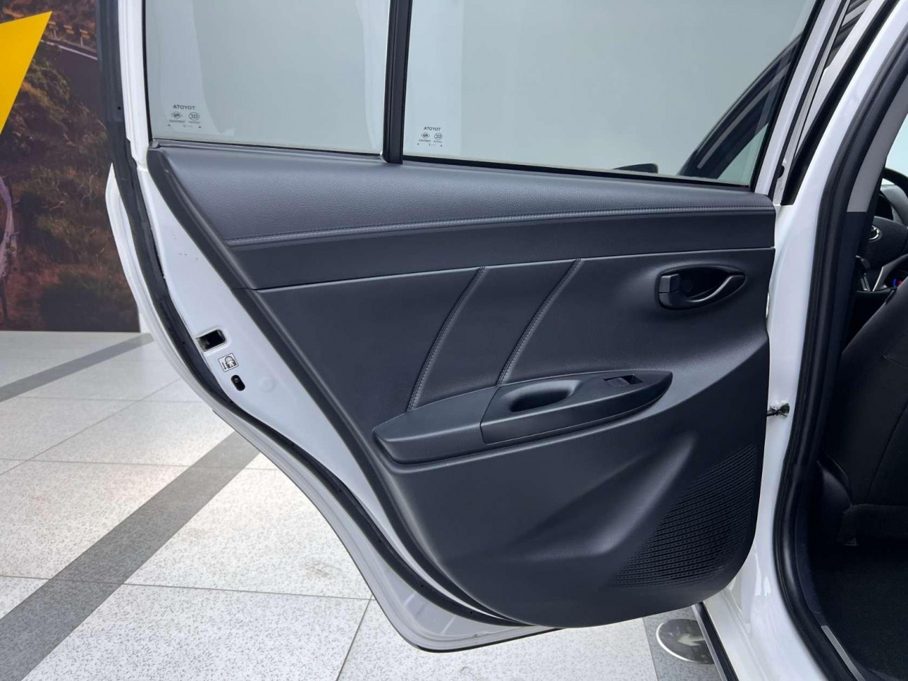 Toyota YARiS L 2022