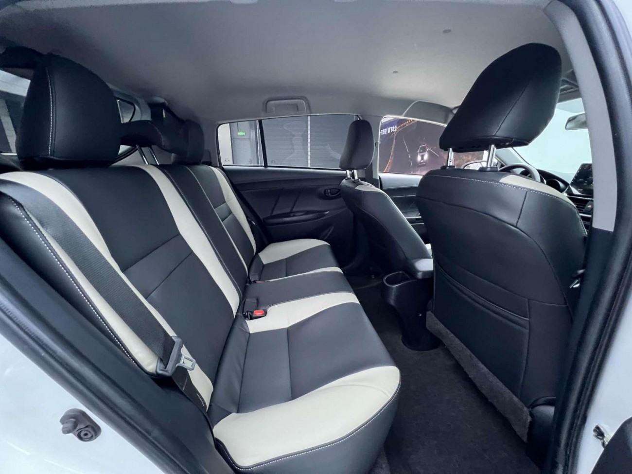 Toyota YARiS L 2022