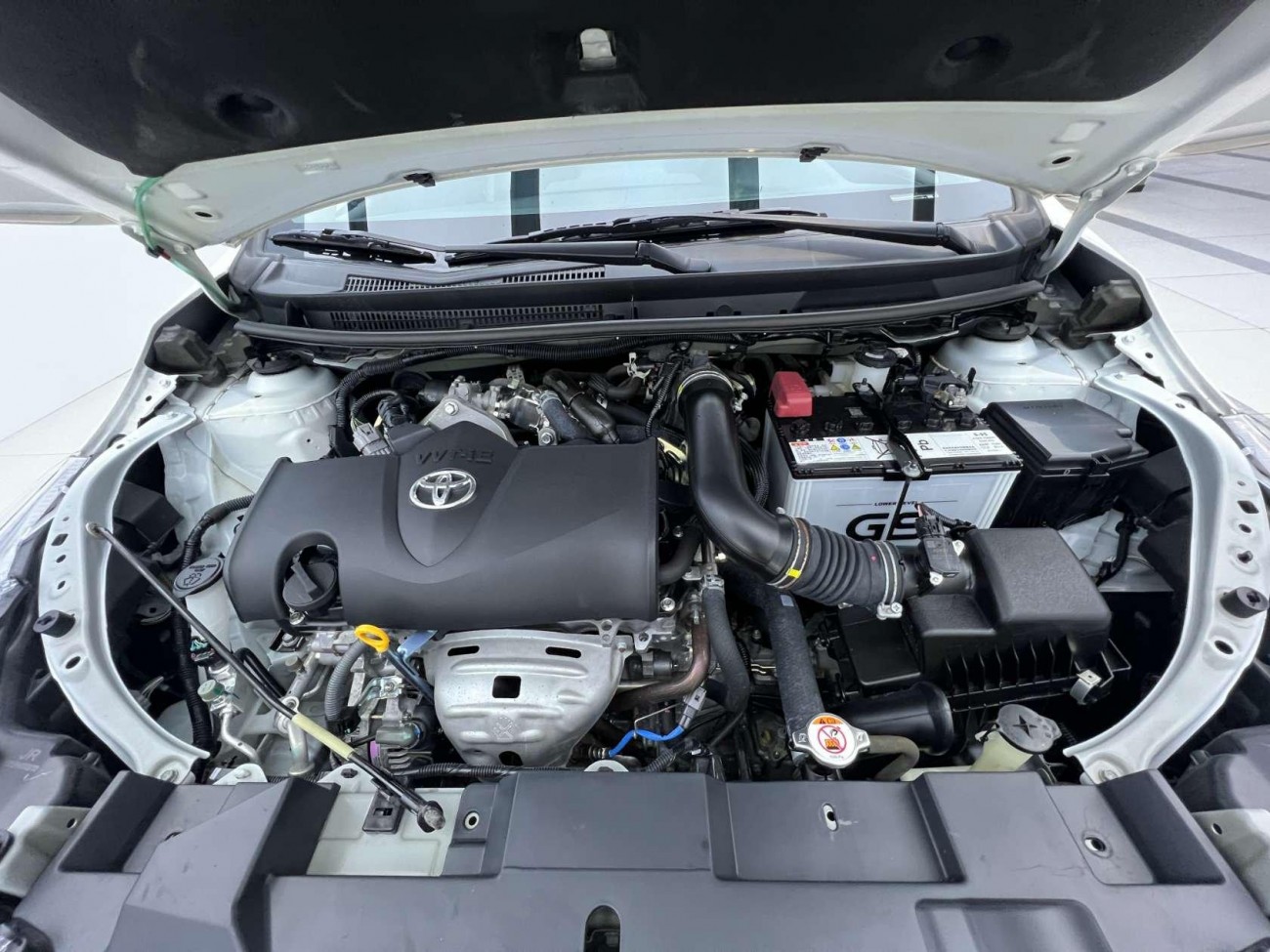 Toyota YARiS L 2022