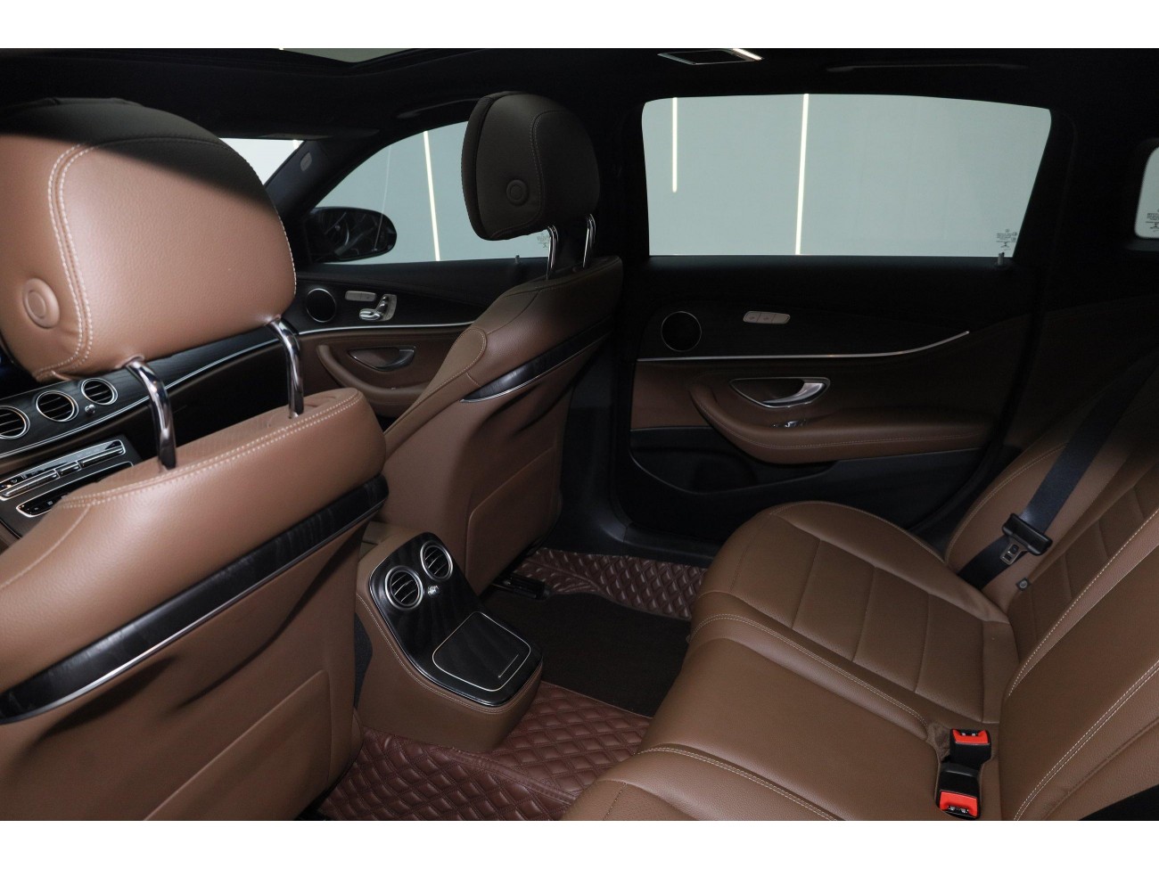 Mercedes-Benz E 300 L 2021