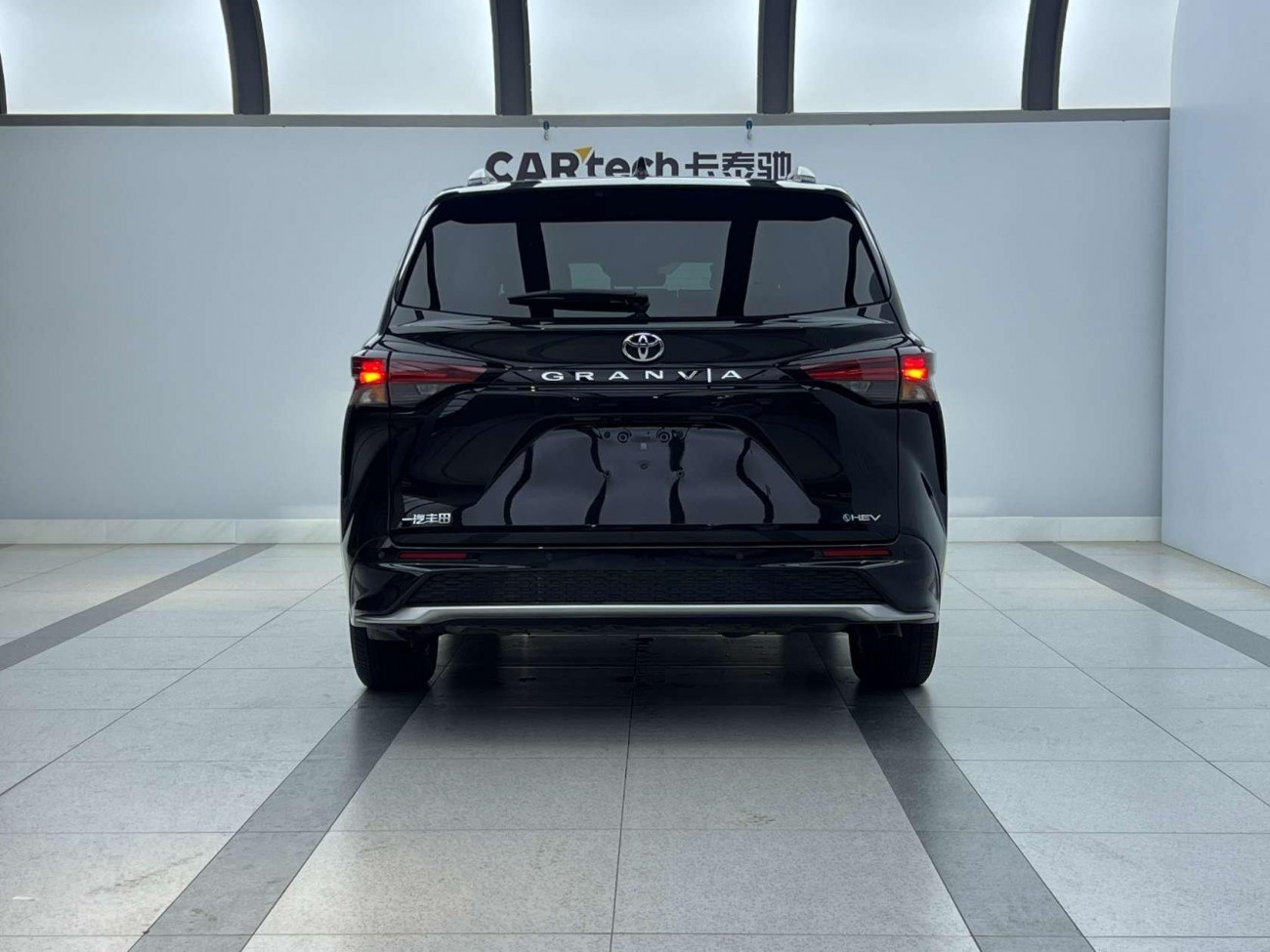 Toyota Granvia 2025