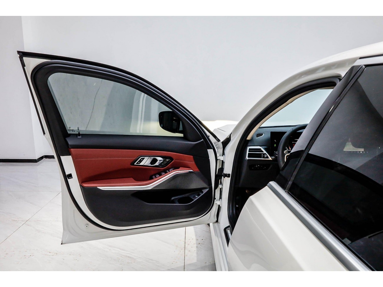 BMW 325Li 2025