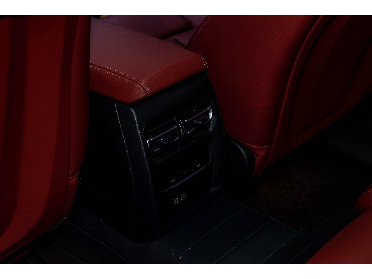 BMW 325Li 2025