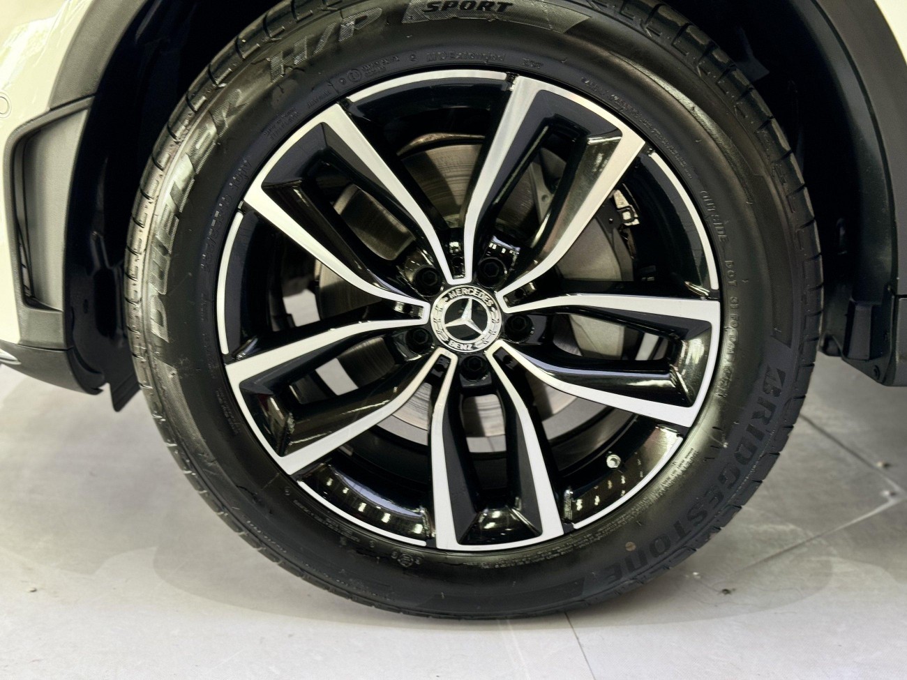 Mercedes-Benz GLC 260 L 2022