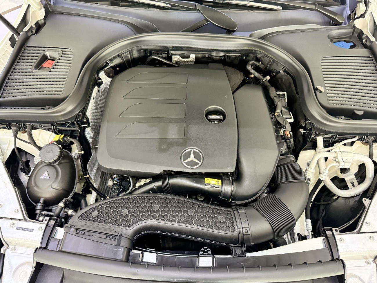 Mercedes-Benz GLC 260 L 2022