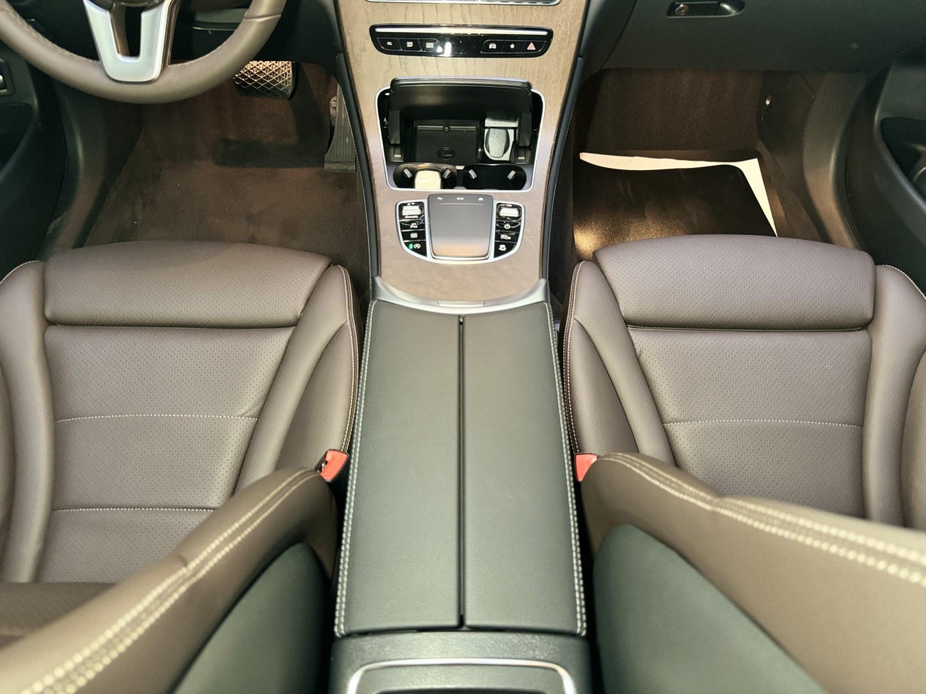 Mercedes-Benz GLC 260 L 2022