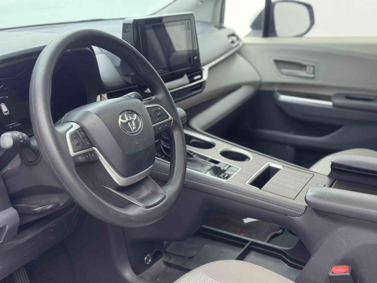 Toyota Sienna 2023