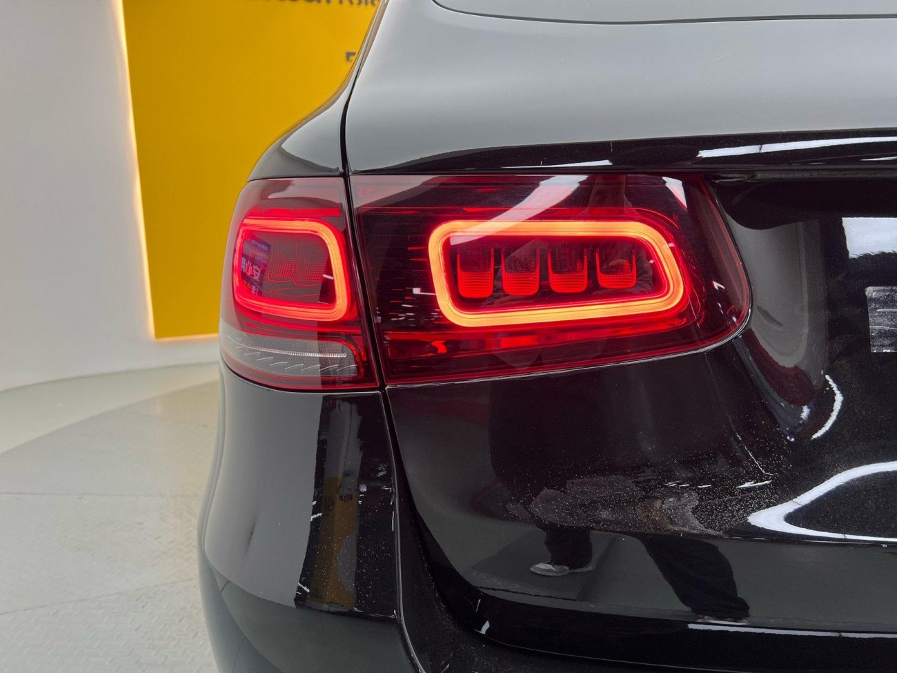 Mercedes-Benz GLC 300 L 2021