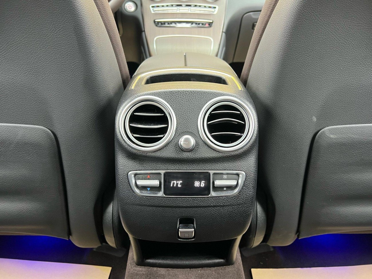 Mercedes-Benz GLC 300 L 2021