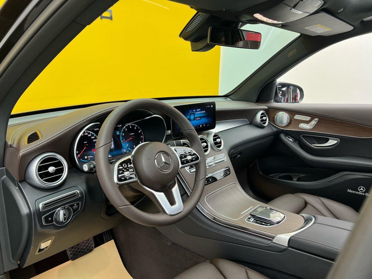 Mercedes-Benz GLC 300 L 2021