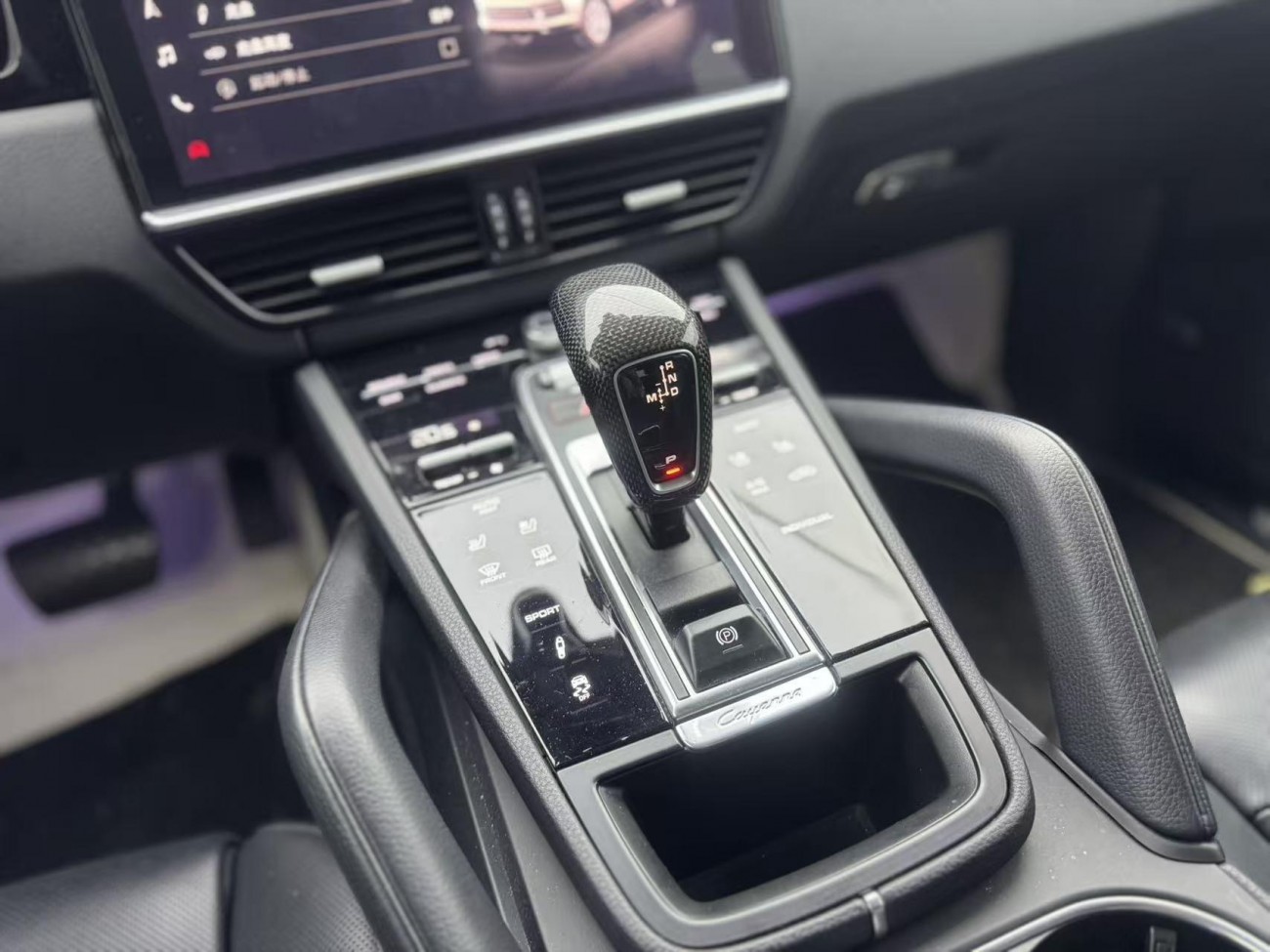 Porsche Cayenne 2022