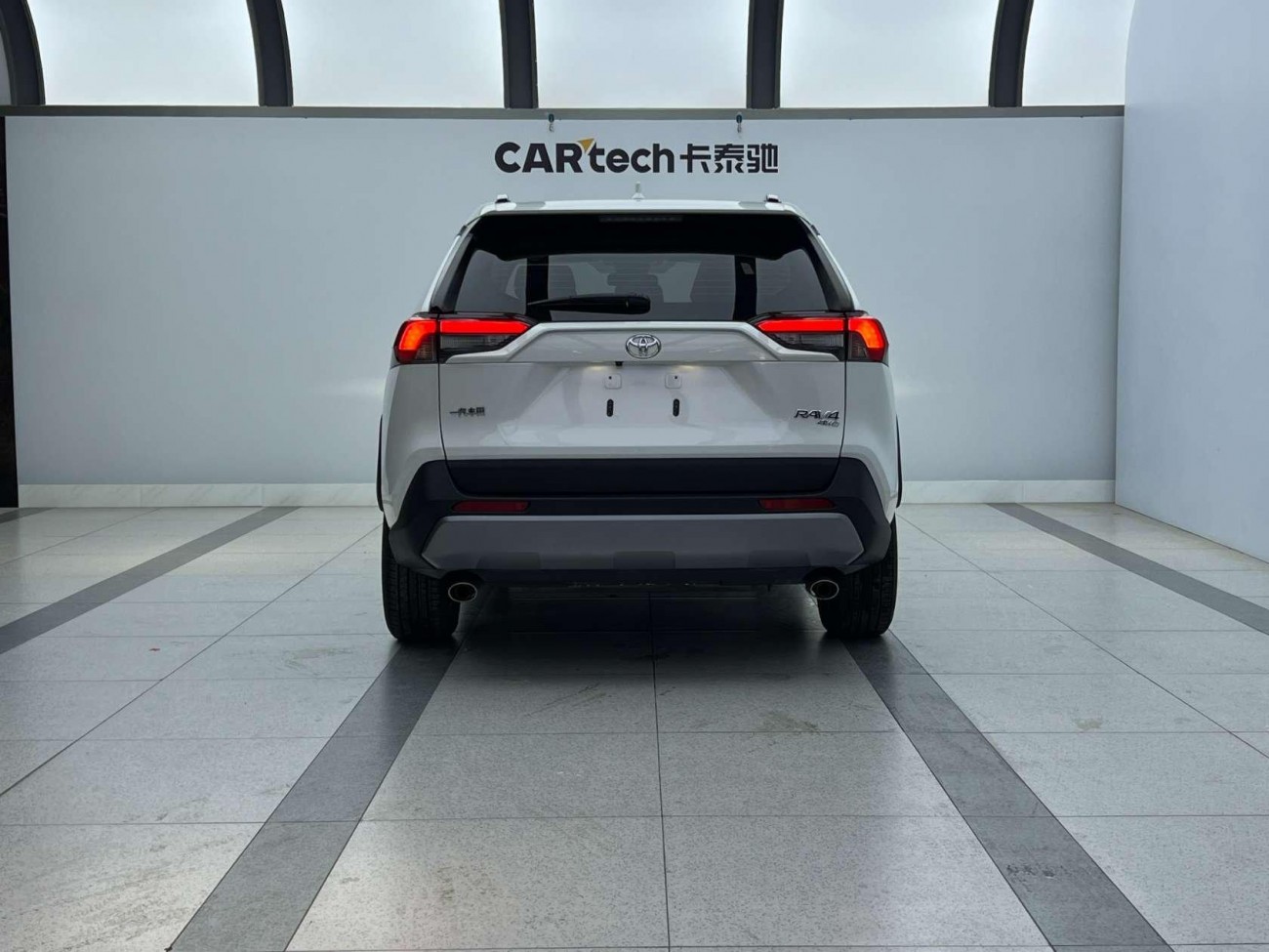 Toyota RAV4 2021