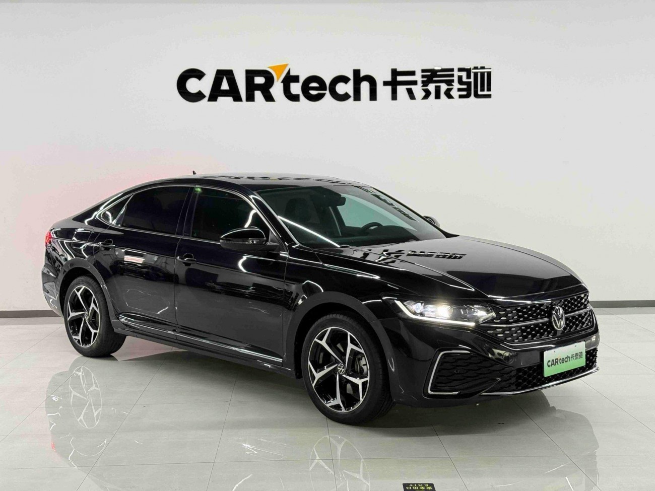 Volkswagen Passat 2024