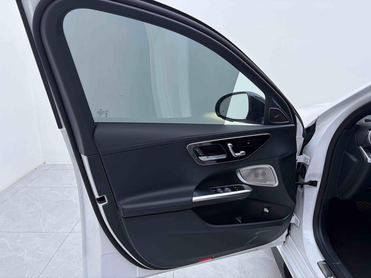 Mercedes-Benz C 260 L 2024