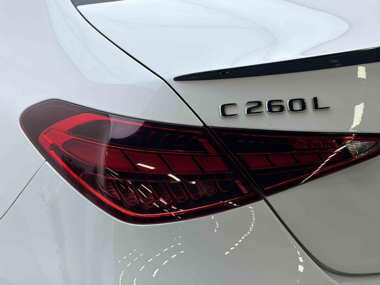 Mercedes-Benz C 260 L 2024