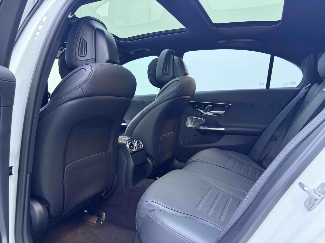 Mercedes-Benz C 260 L 2024