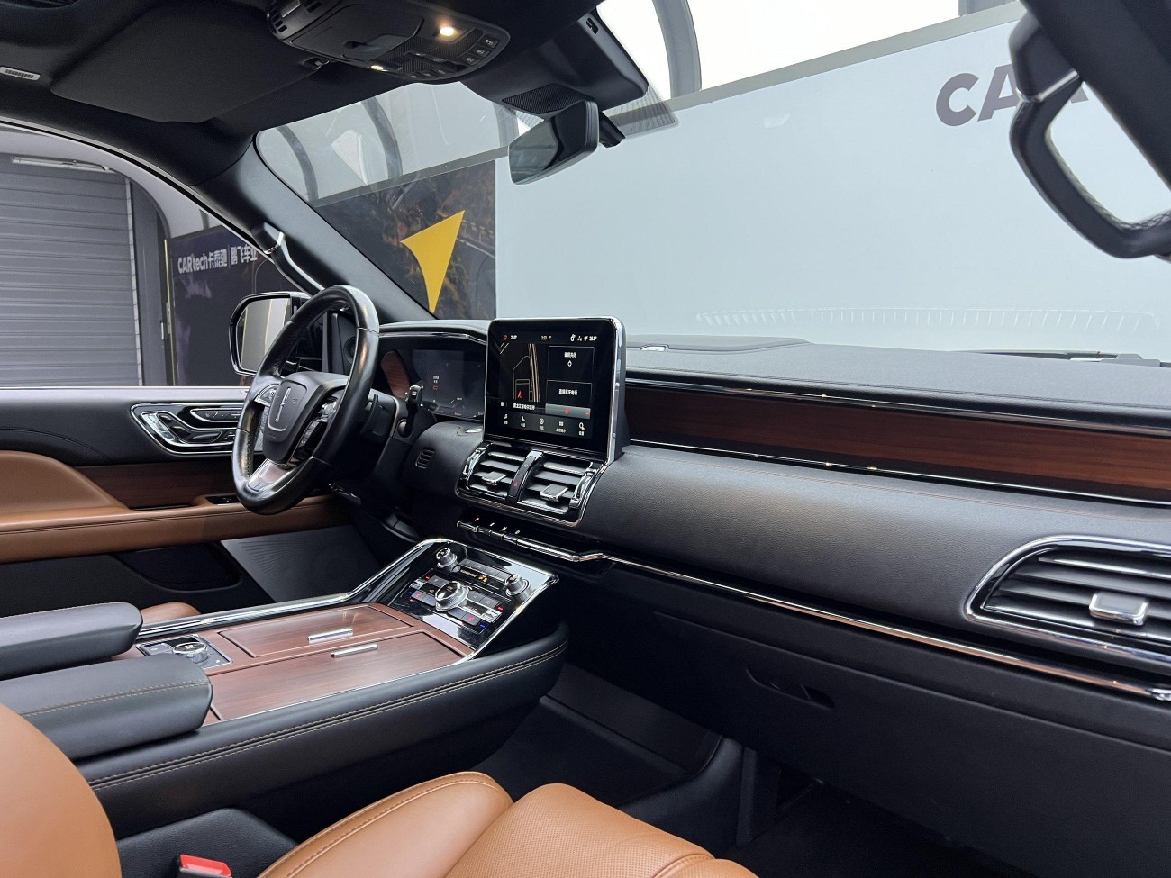 Lincoln Navigator 2021