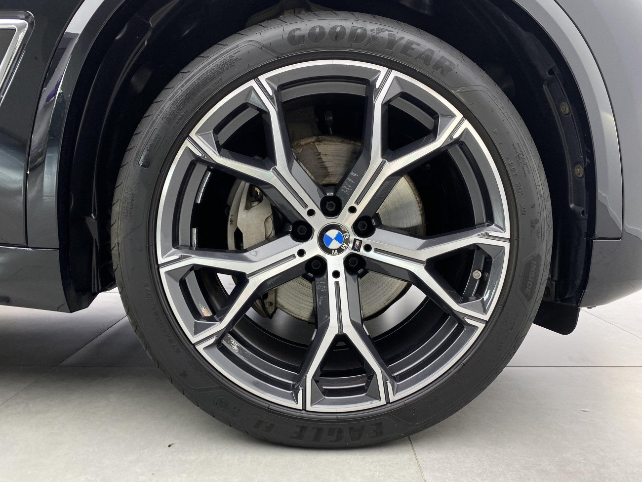 BMW X5 2023