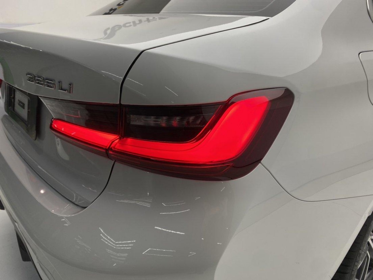BMW 325Li 2025