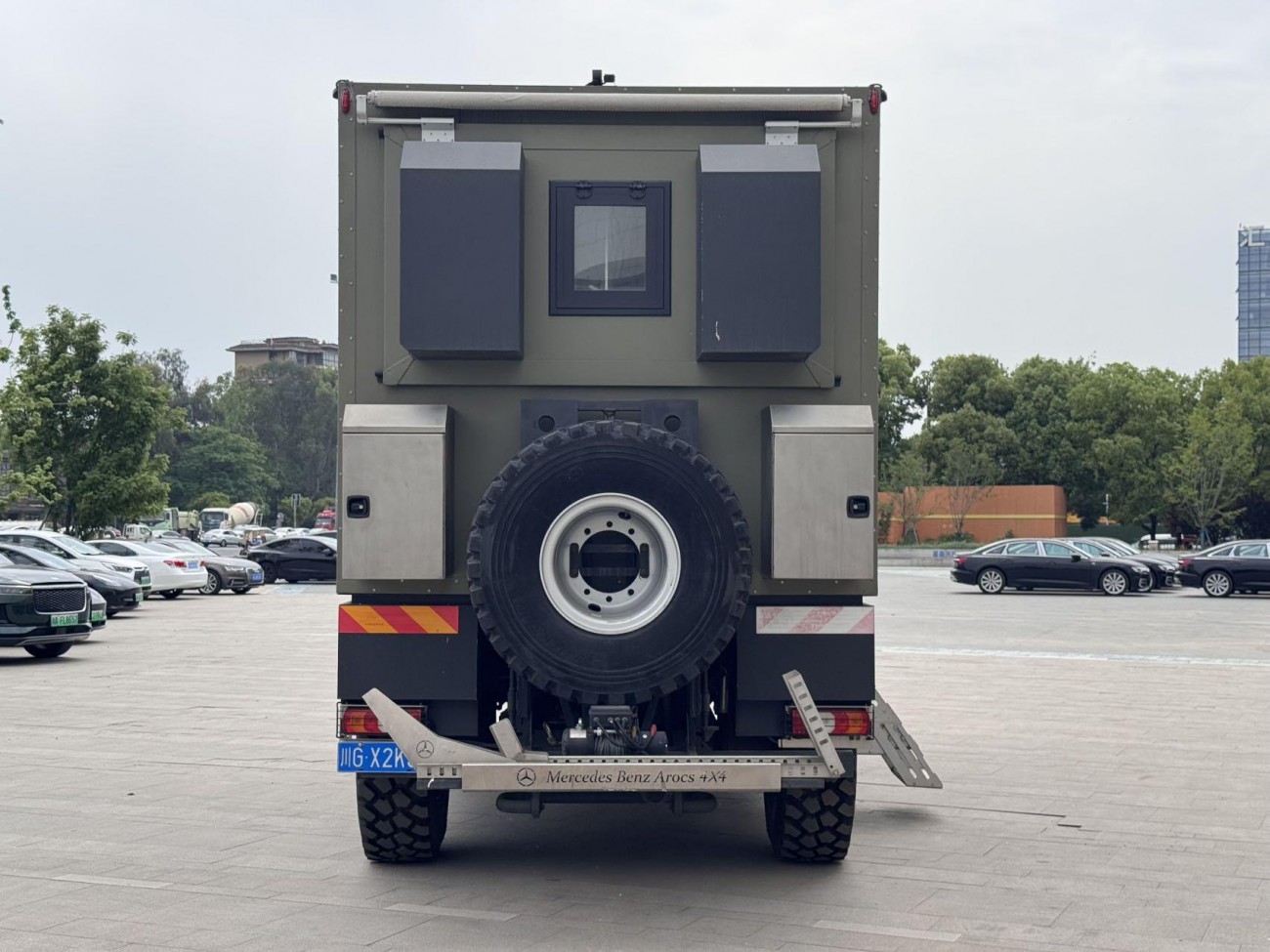Mercedes-Benz Arocs 2024