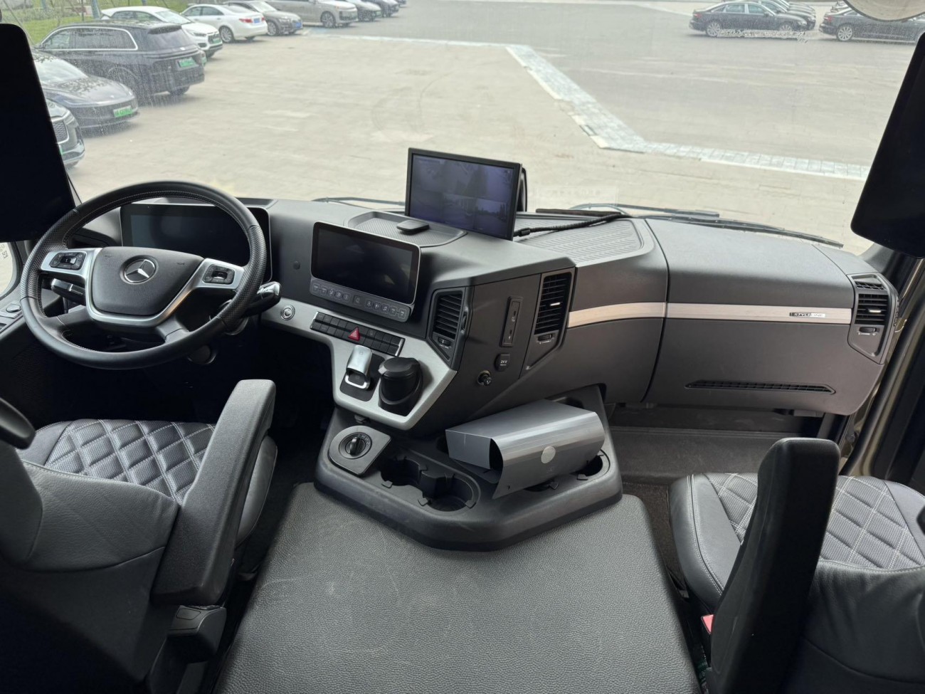 Mercedes-Benz Arocs 2024