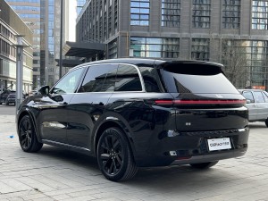 Li Auto L8 2024