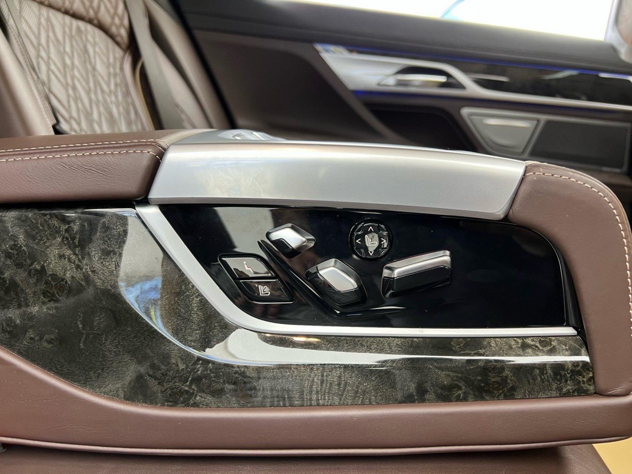 BMW 740Li 2020