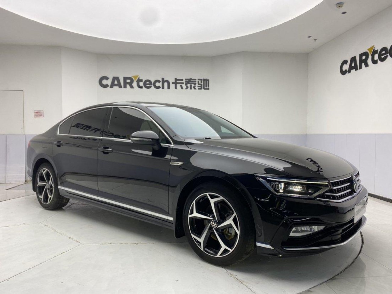 Volkswagen Magotan 2023