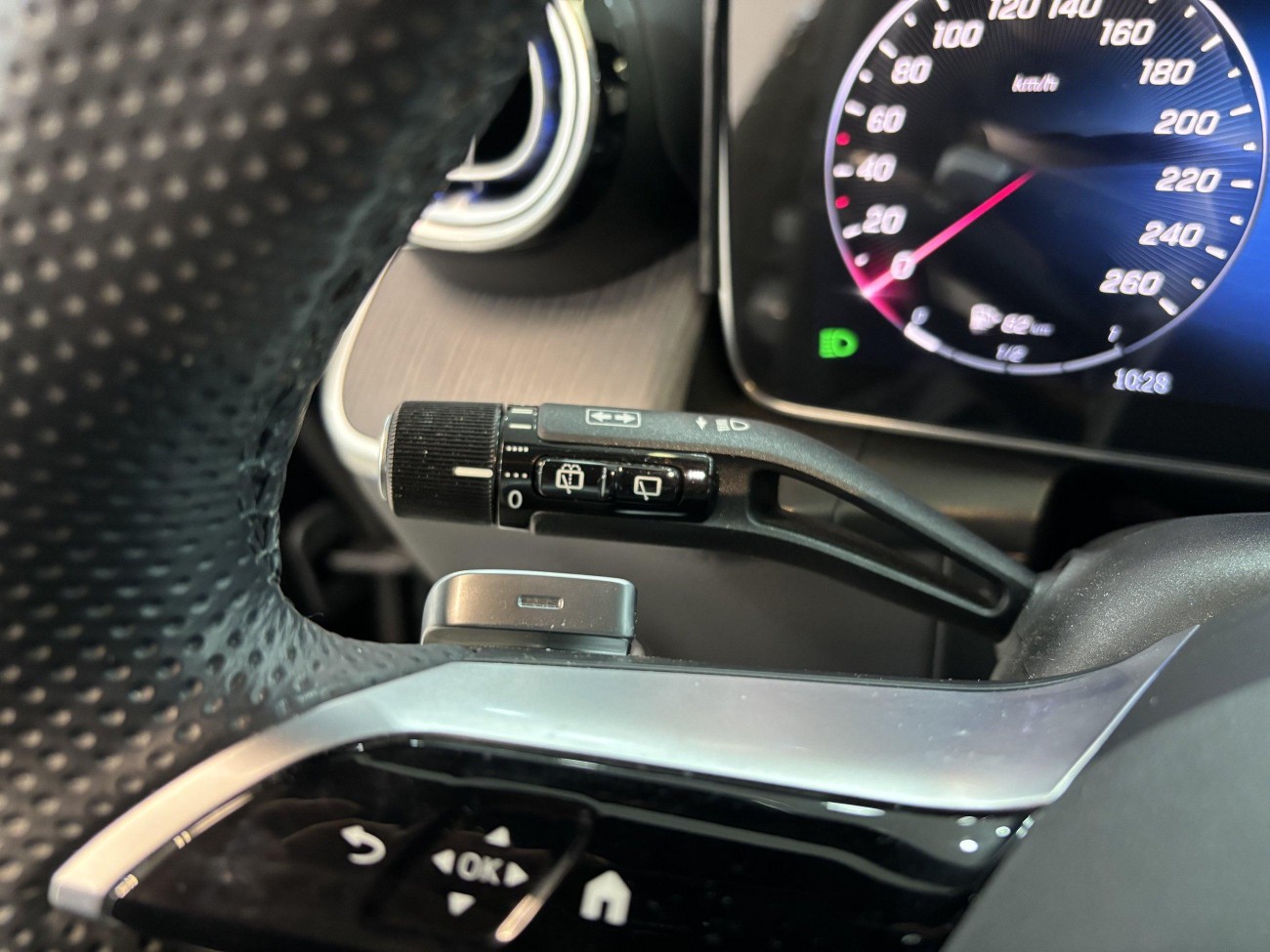 Mercedes-Benz GLC 260 L 2024