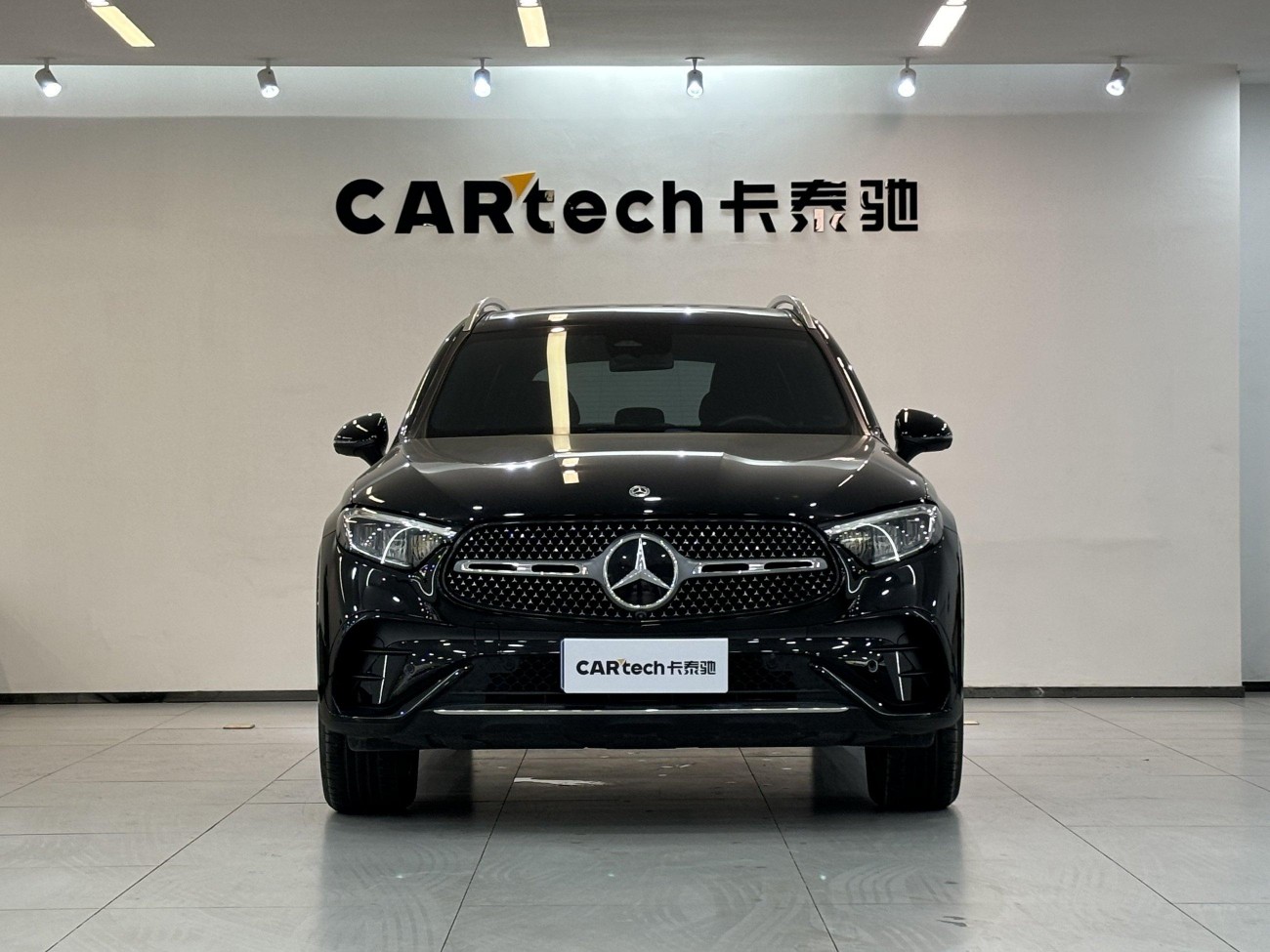 Mercedes-Benz GLC 260 L 2024