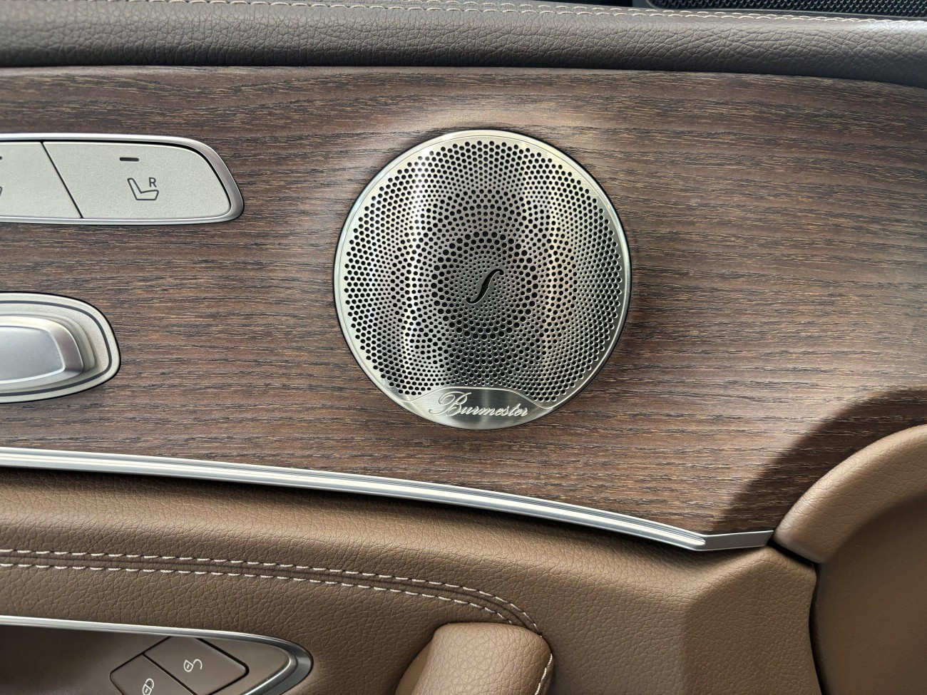 Mercedes-Benz E 300 L 2022