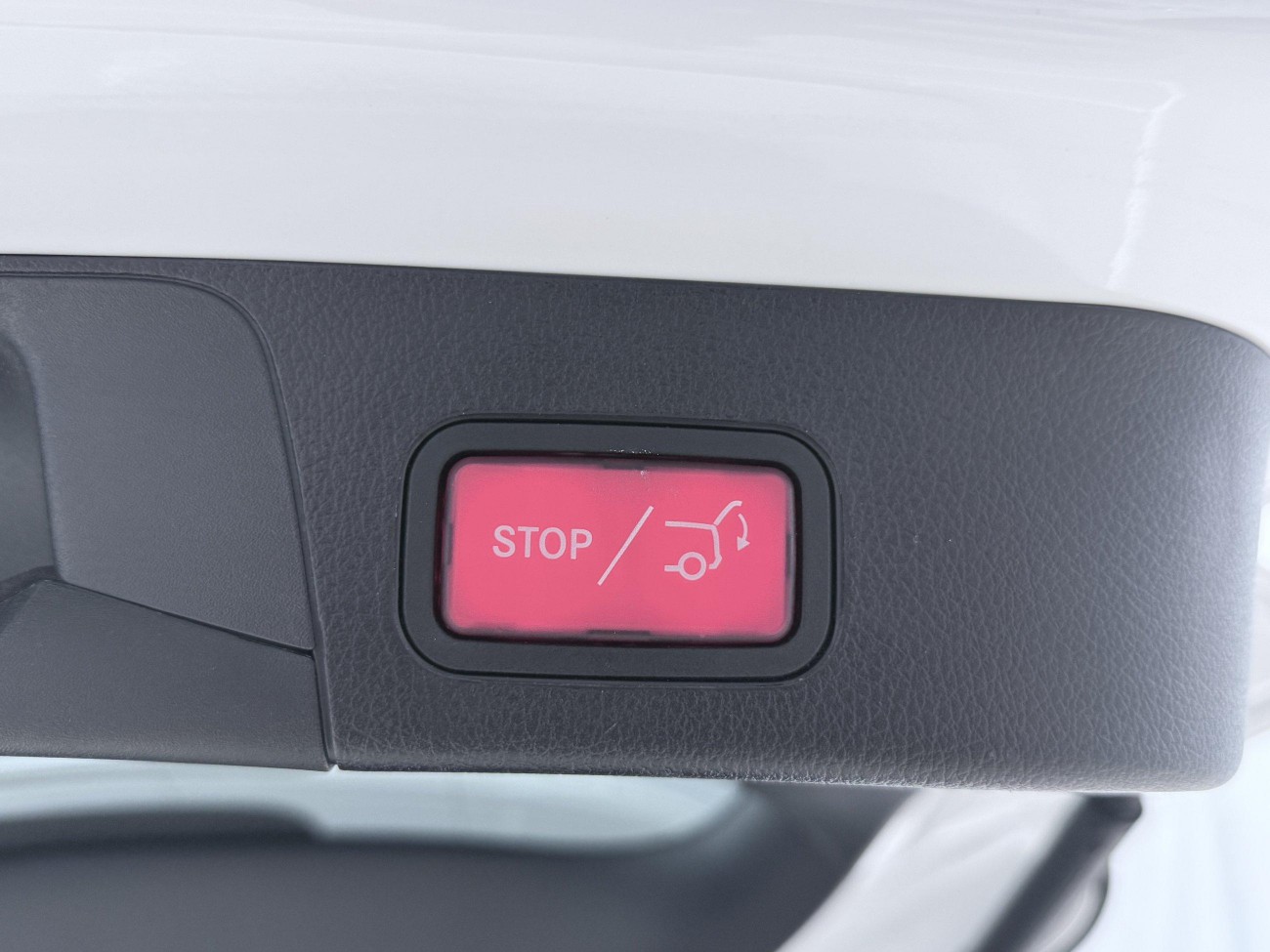 Mercedes-Benz GLB 2023