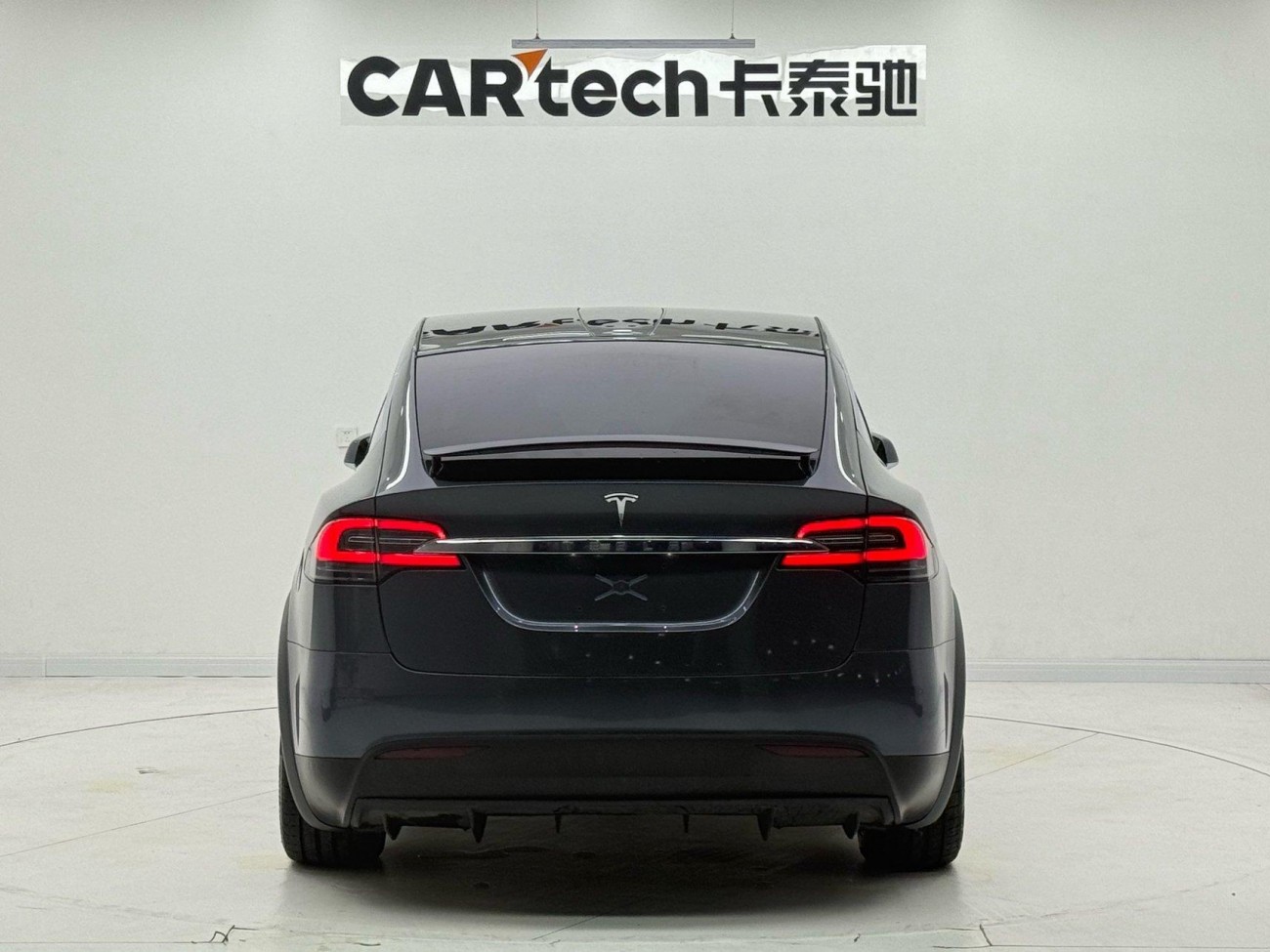 Tesla Model X 2020