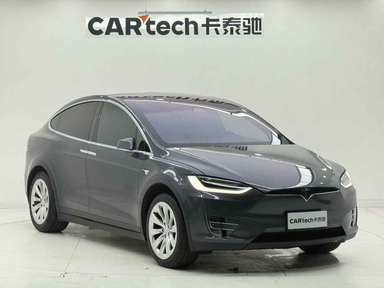 Tesla Model X 2020