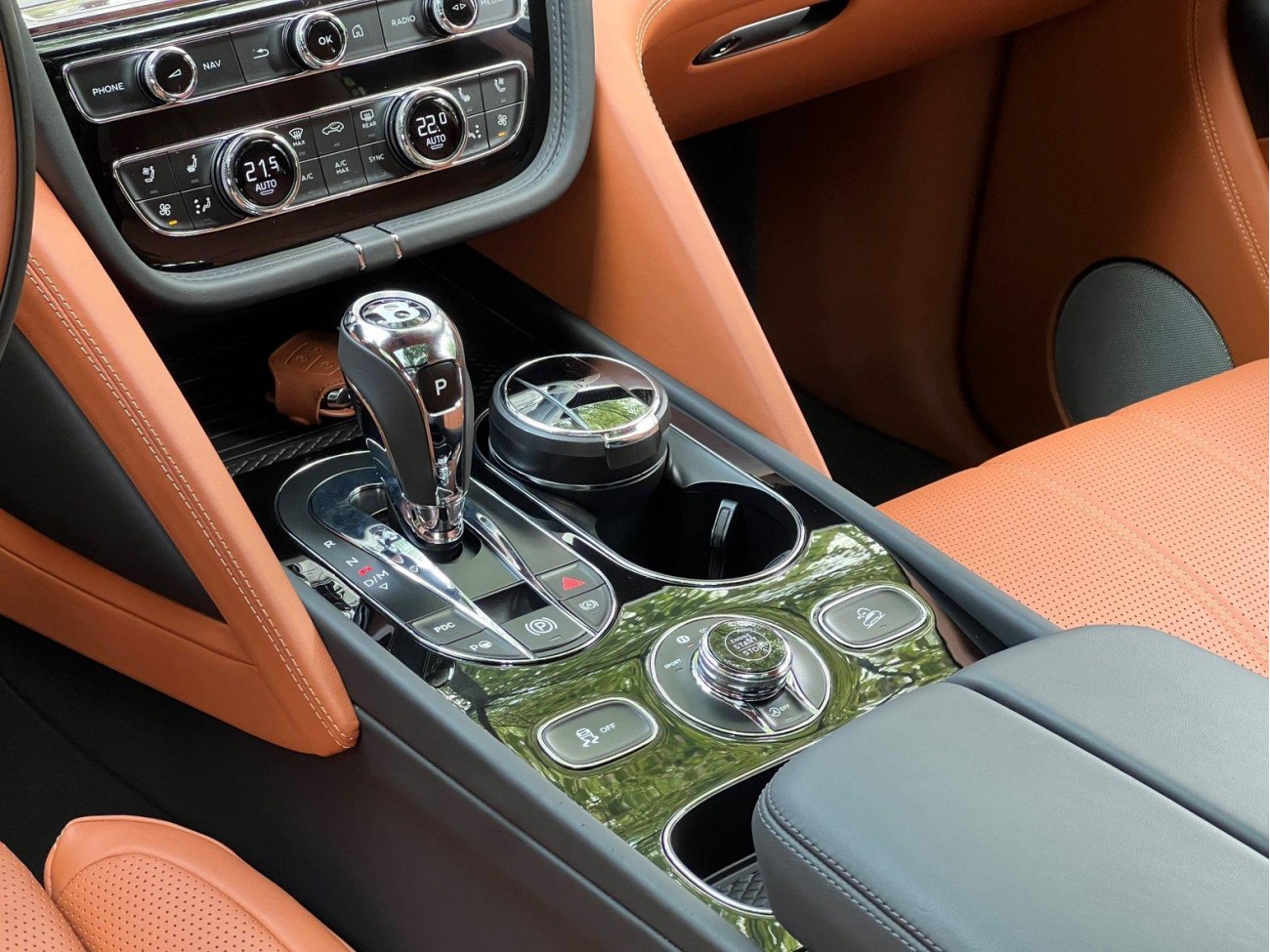 Bentley Bentayga 2023