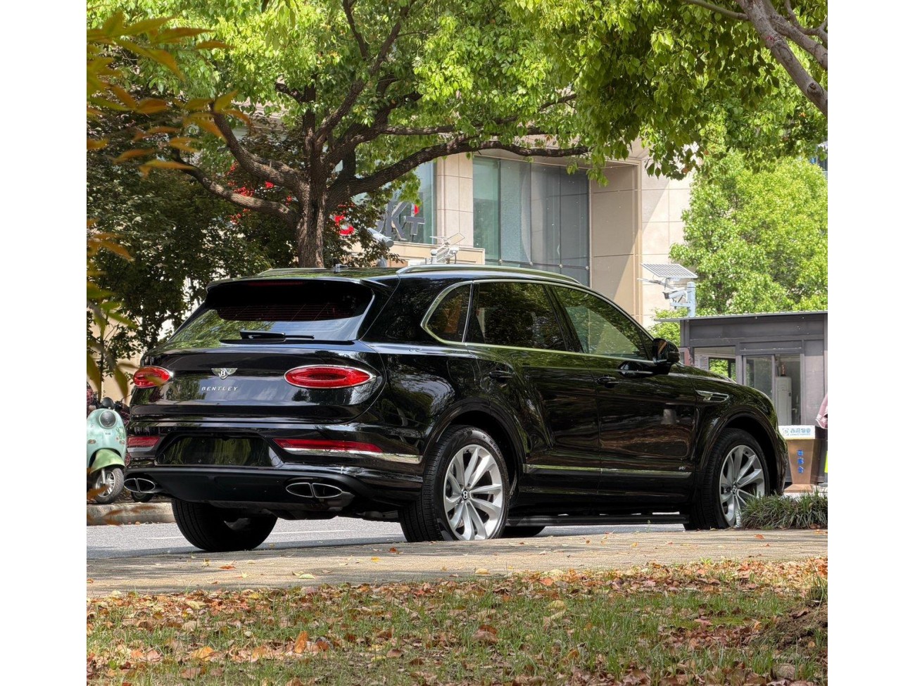 Bentley Bentayga 2023