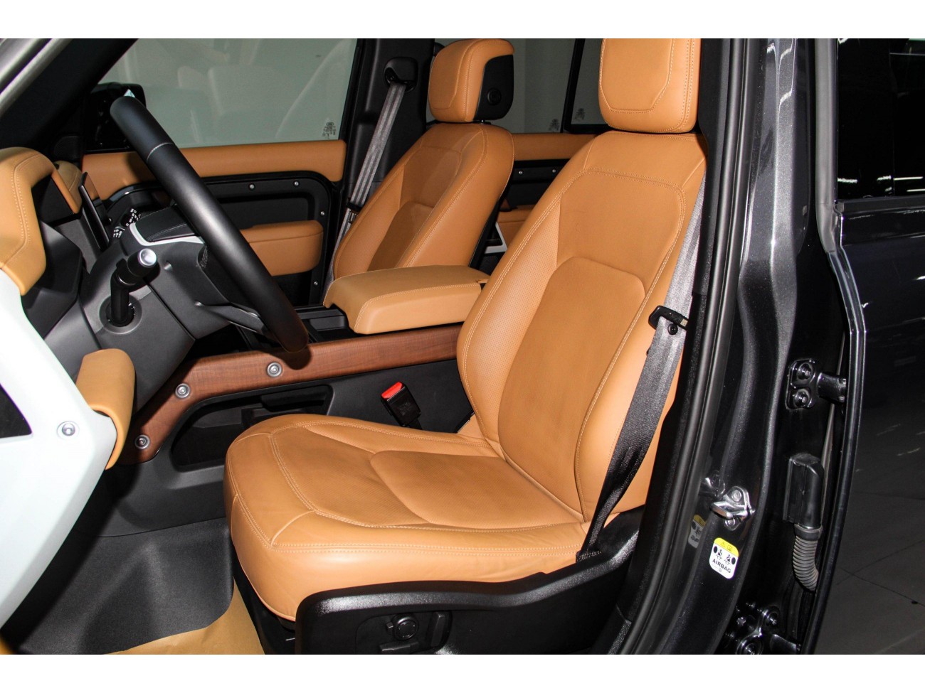 Land Rover Defender 2023