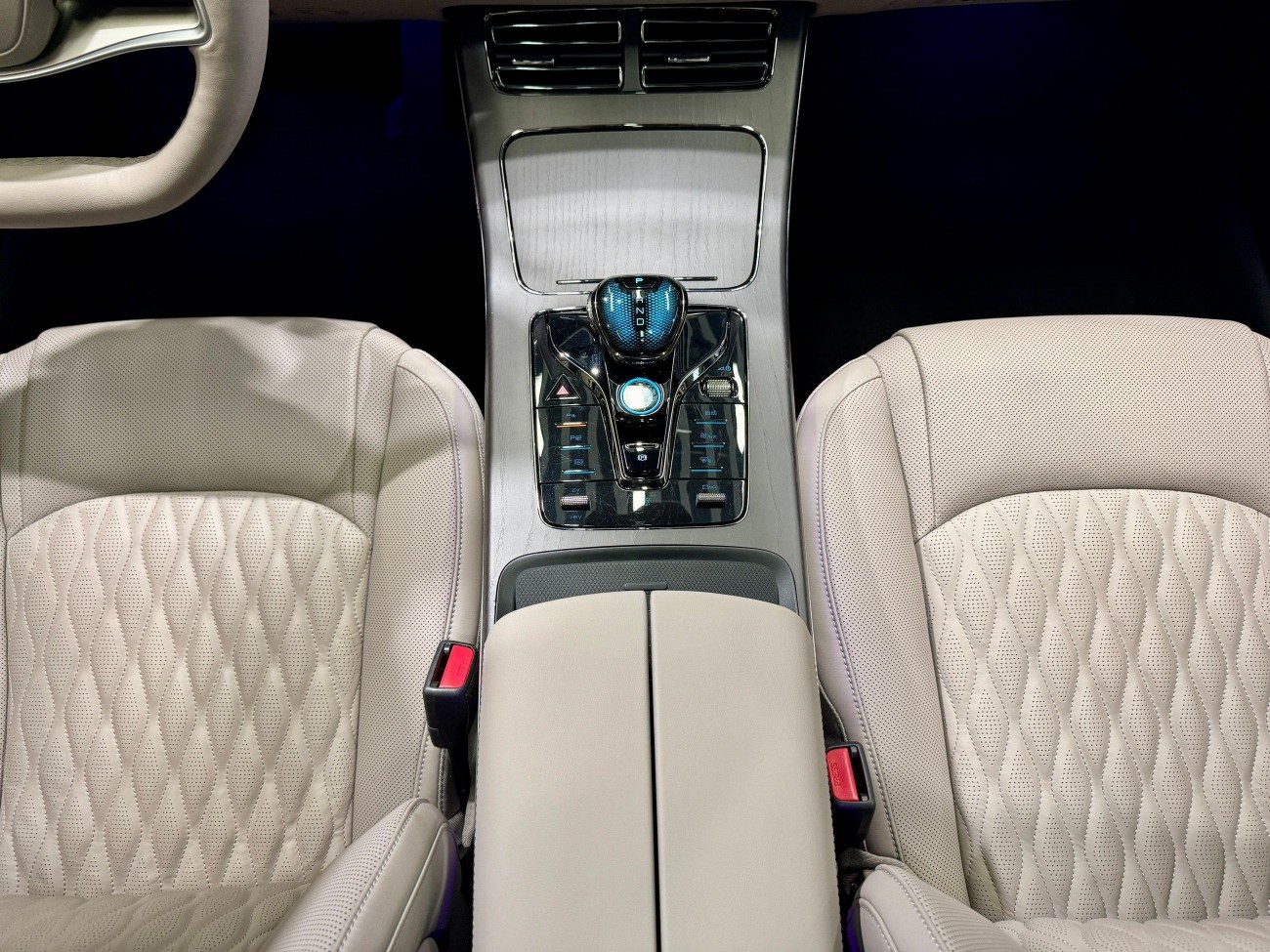 BYD Han 2025