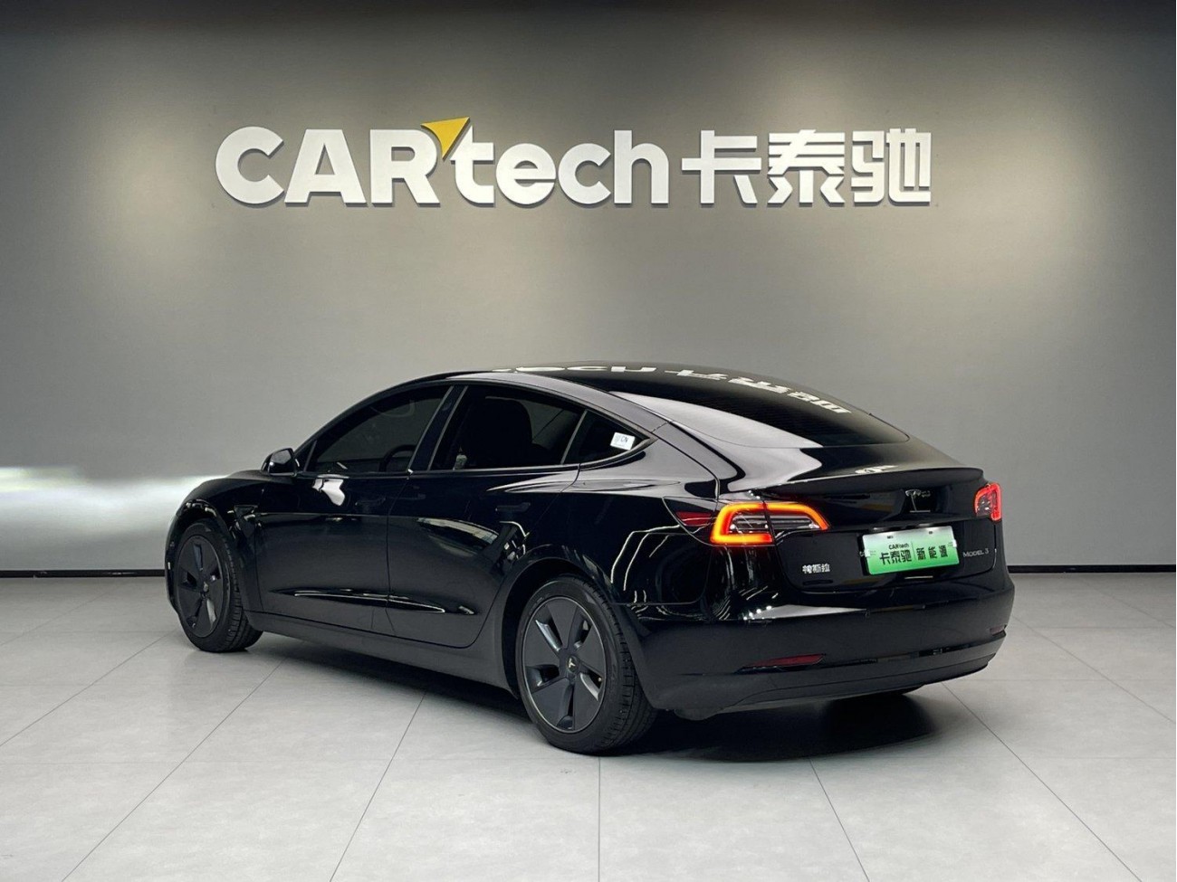 Tesla Model 3 2021